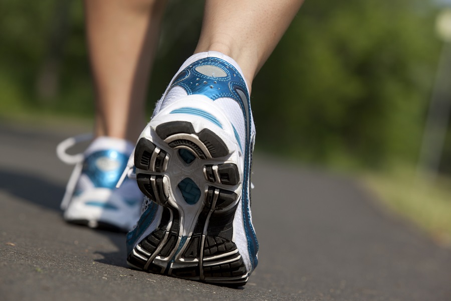 Esercizi per contrastare il diabete: la camminata
